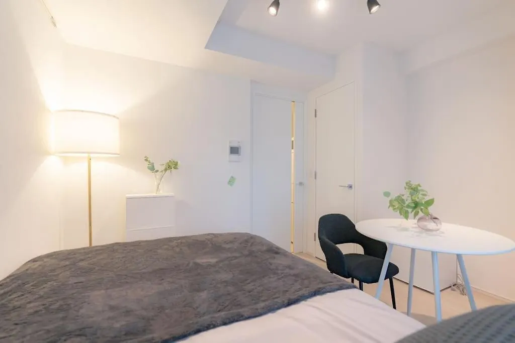 Unito Residence Higashishinjuku Tokyo Apartment