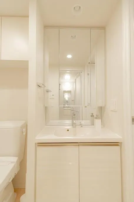 Unito Residence Higashishinjuku Tokyo Japan
