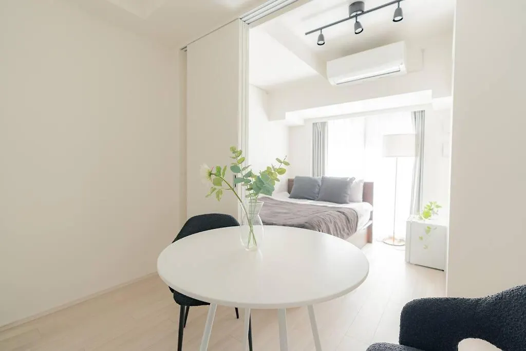 Unito Residence Higashishinjuku Tokyo Apartment