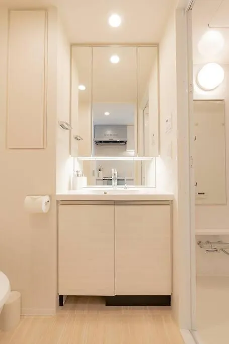 Unito Residence Higashishinjuku Tokyo 0*,